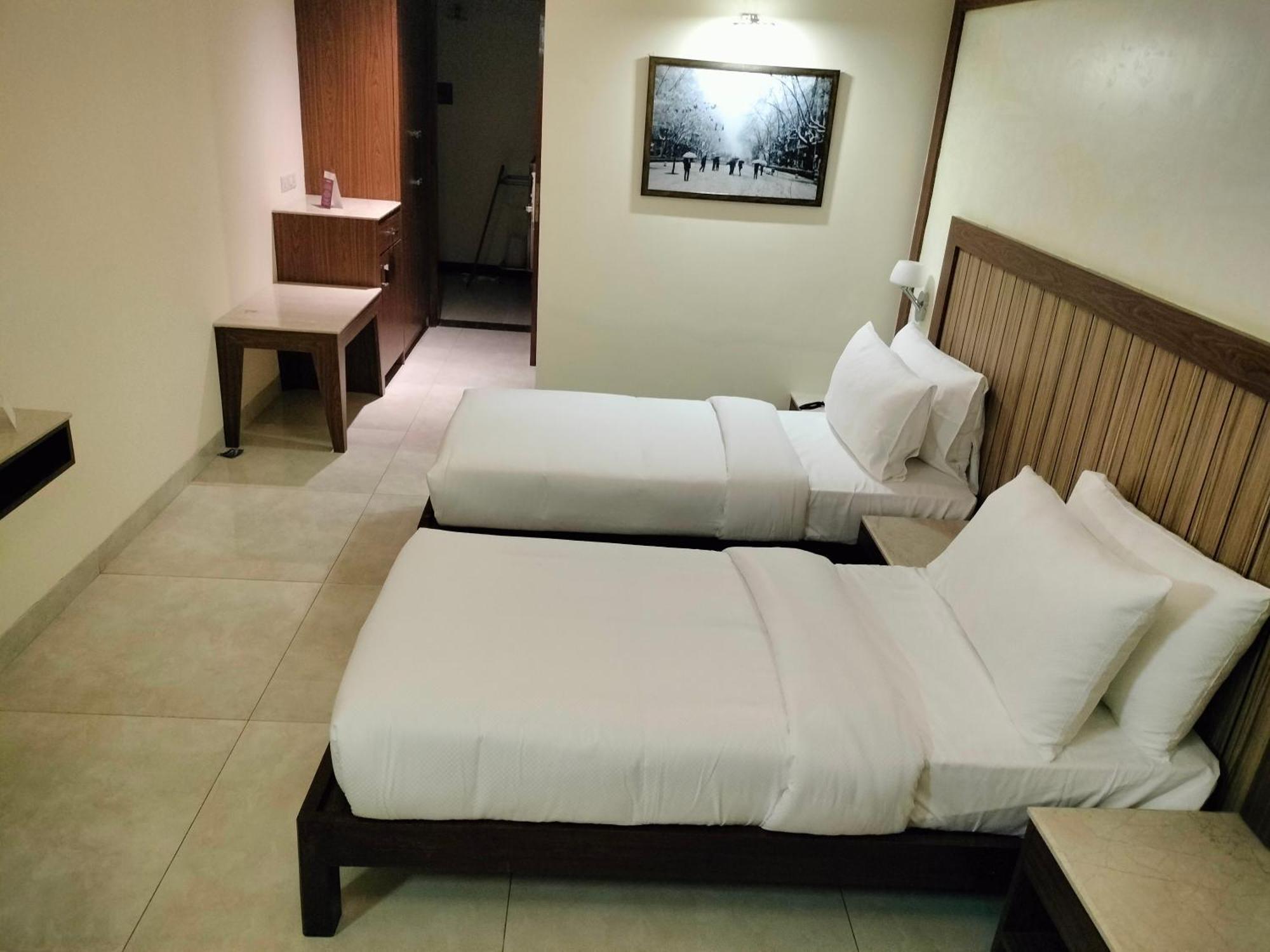 Vits Lonavala Hotel Luaran gambar